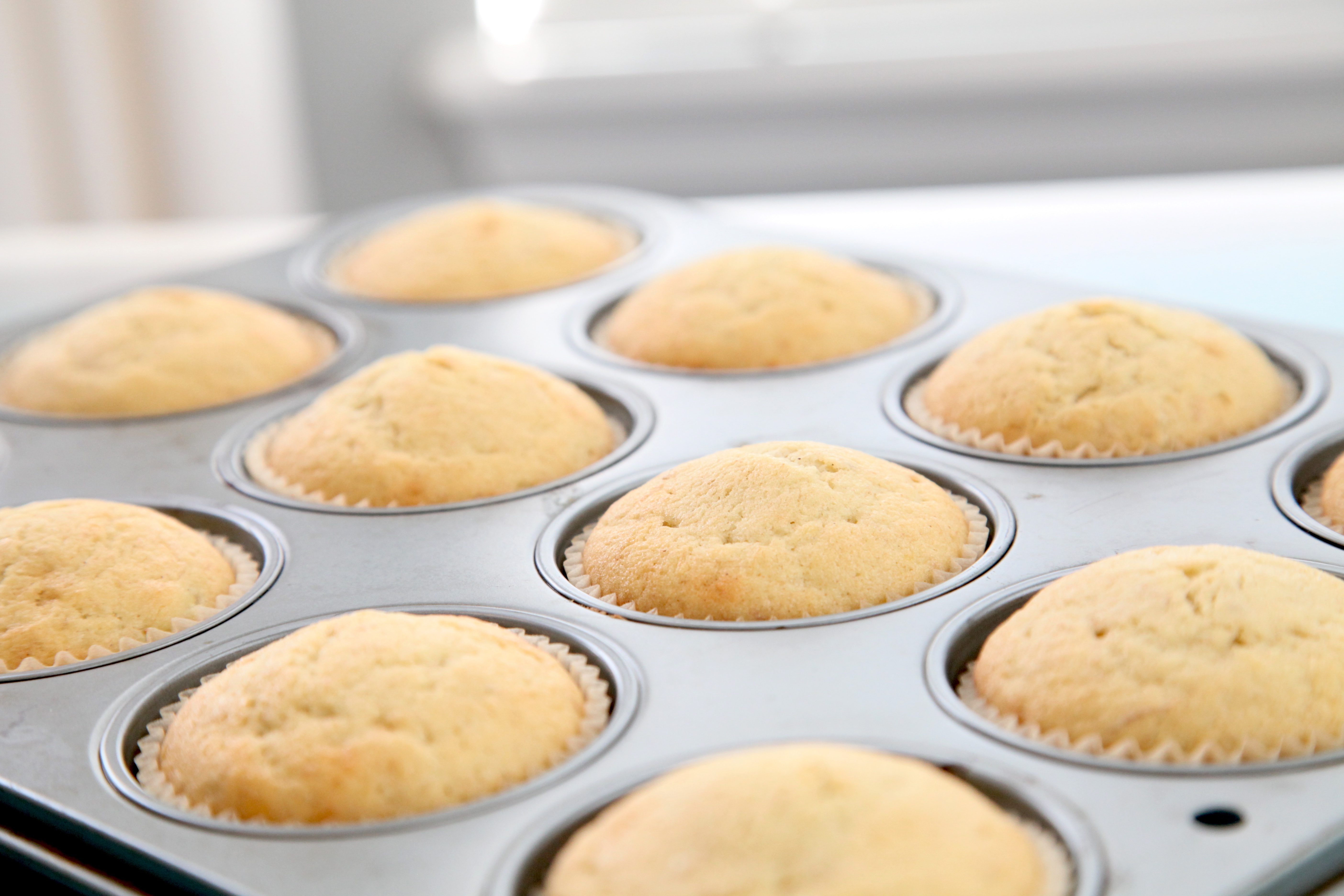 gluten and dairy free banana cupcakes with cream cheese frosting