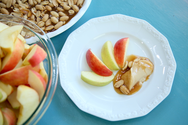 Creamy Caramel Apple Dip